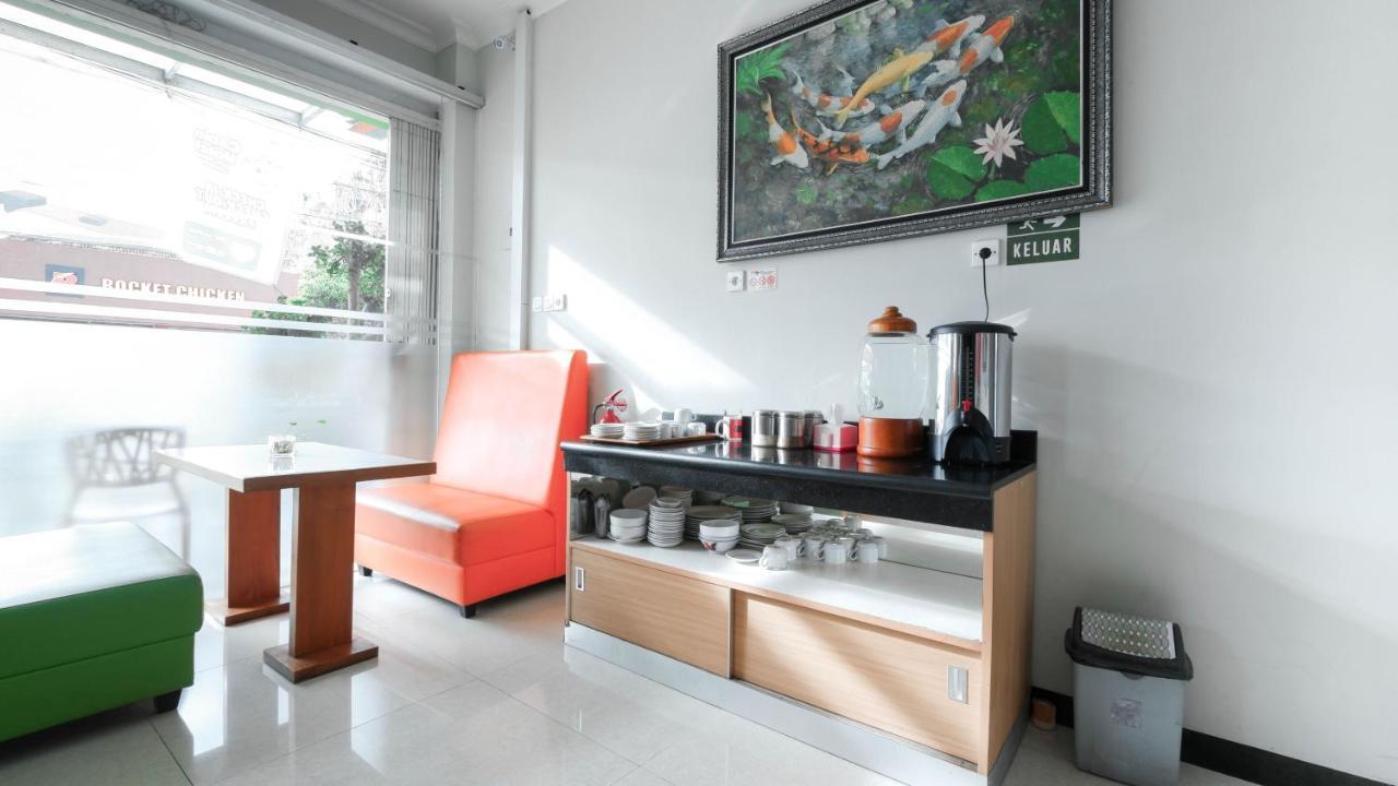 Cabin Hotel Sutomo Yogyakarta Ngoại thất bức ảnh
