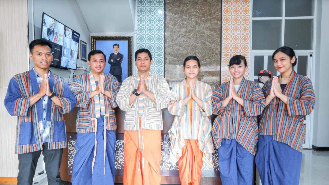 Cabin Hotel Sutomo Yogyakarta Ngoại thất bức ảnh