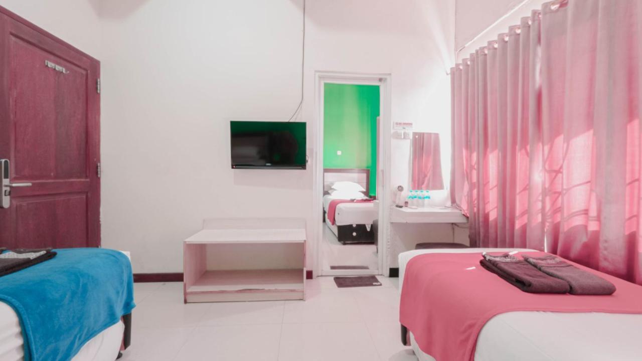 Cabin Hotel Sutomo Yogyakarta Ngoại thất bức ảnh