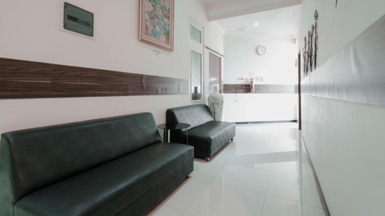 Cabin Hotel Sutomo Yogyakarta Ngoại thất bức ảnh