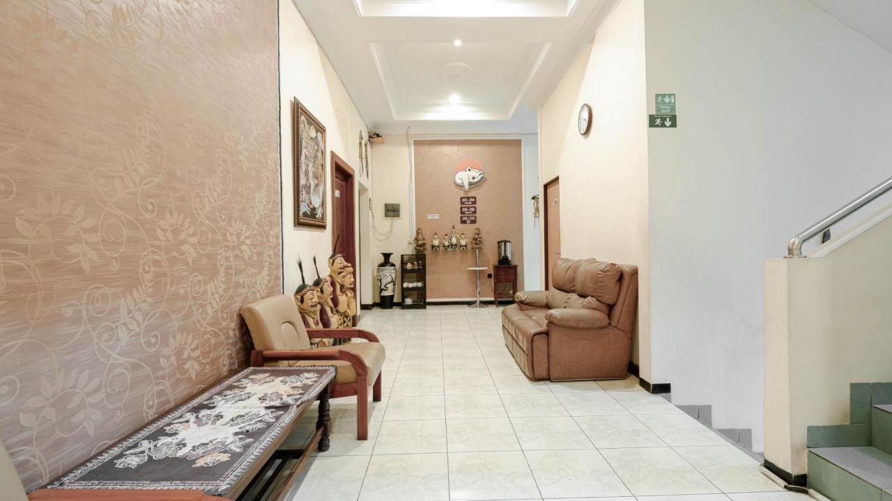 Cabin Hotel Sutomo Yogyakarta Ngoại thất bức ảnh