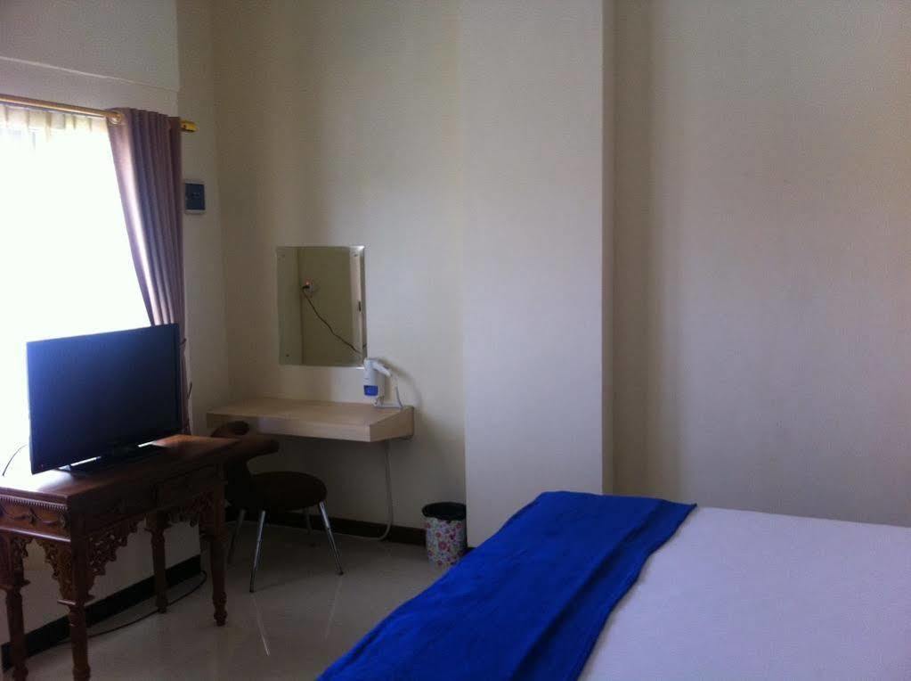 Cabin Hotel Sutomo Yogyakarta Ngoại thất bức ảnh