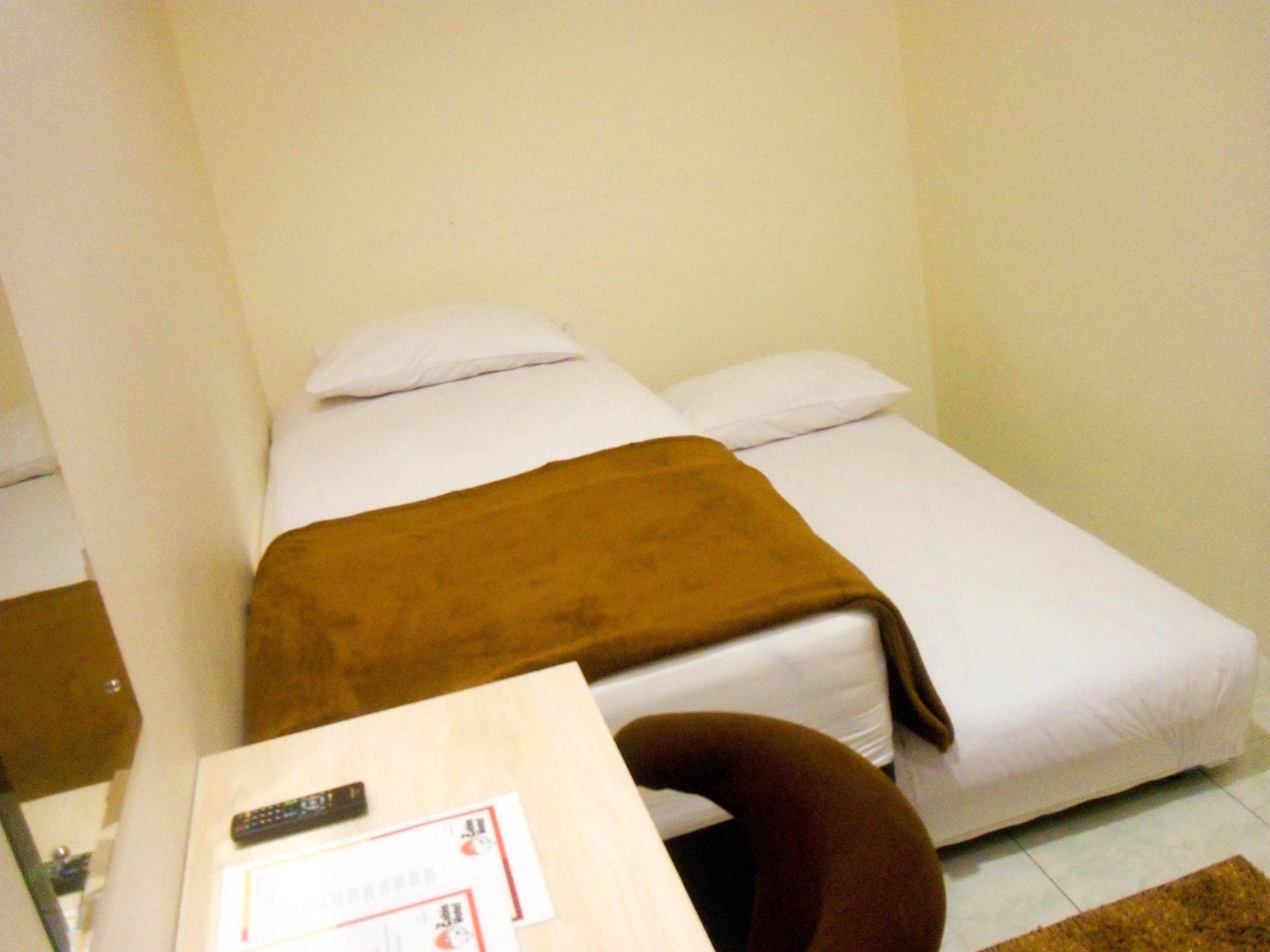 Cabin Hotel Sutomo Yogyakarta Ngoại thất bức ảnh